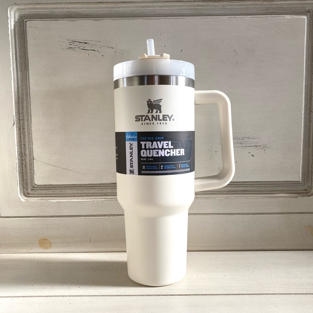 NWT Stanley 40 oz. Adventure Quencher - Cream